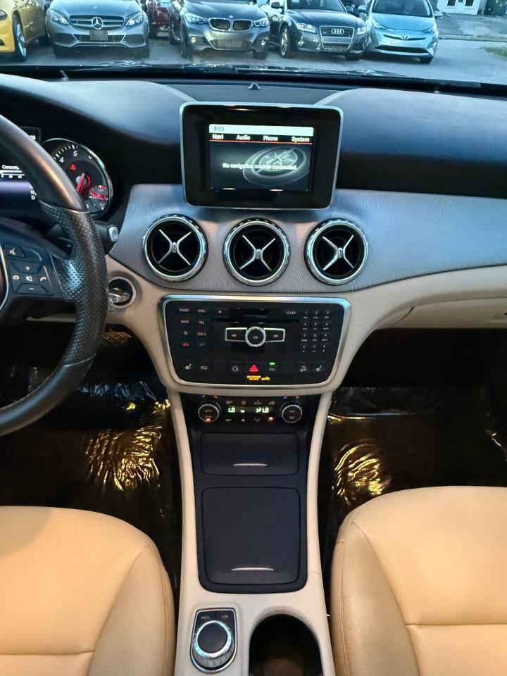 Mercedes-Benz GLA-Class GLA250 4MATIC 2015