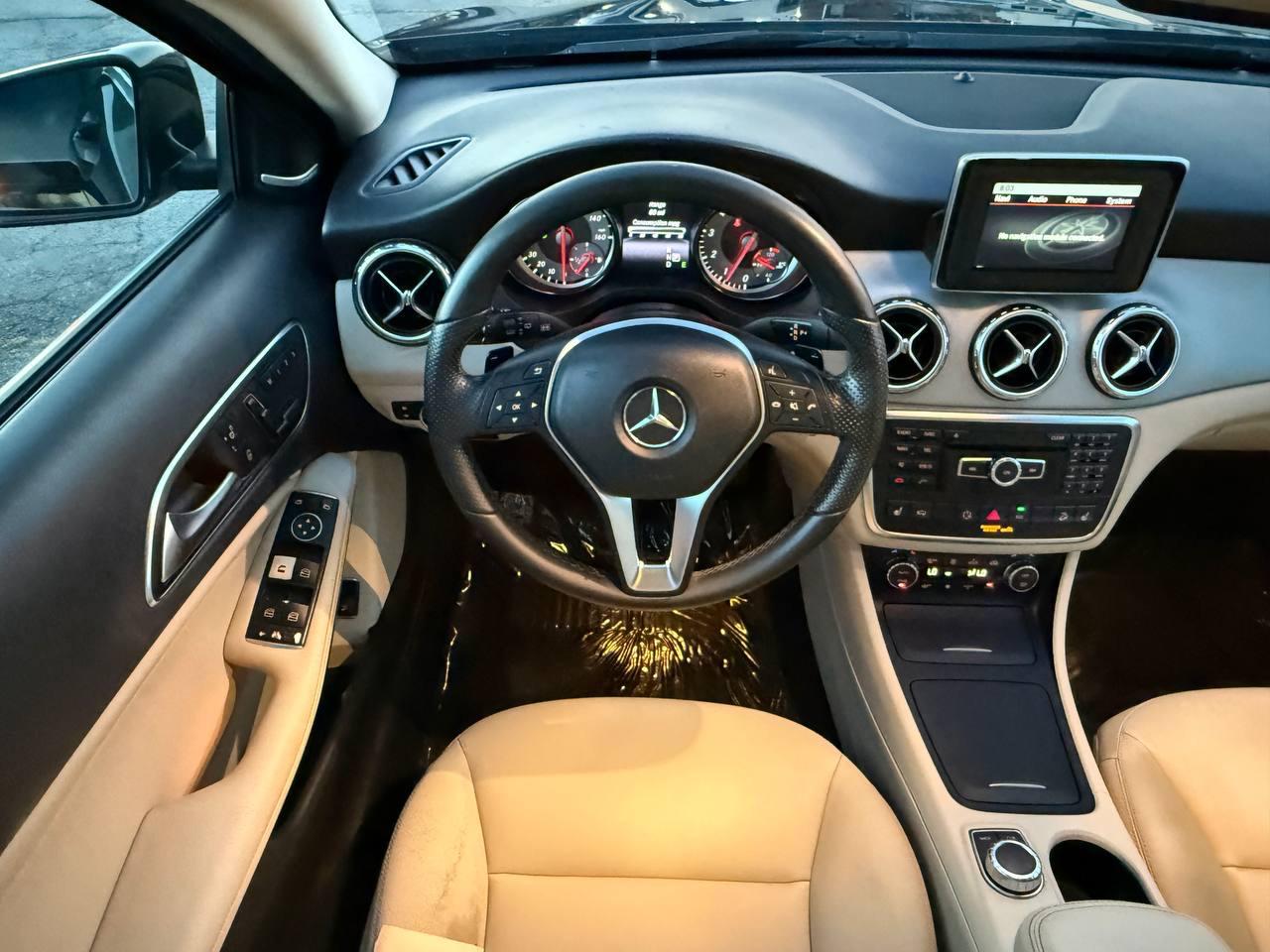 Mercedes-Benz GLA-Class GLA250 4MATIC 2015