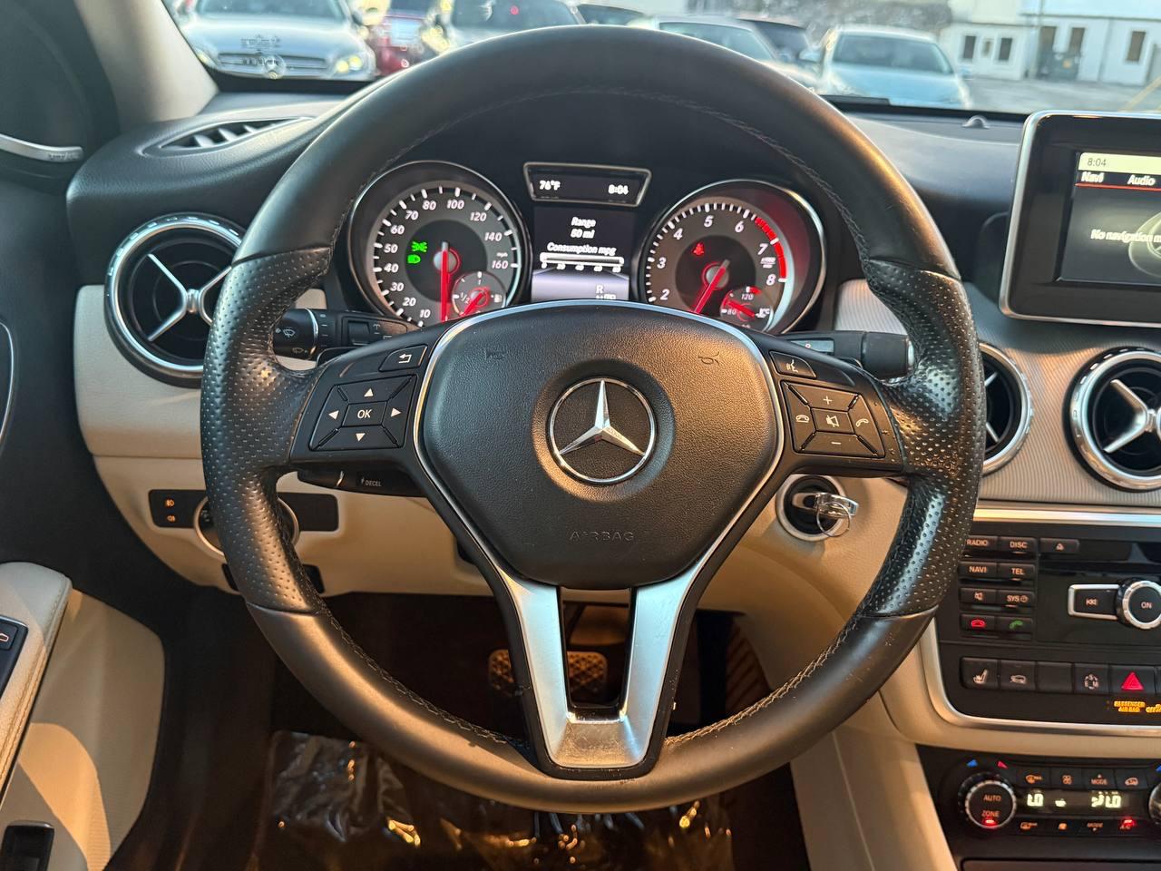 Mercedes-Benz GLA-Class GLA250 4MATIC 2015