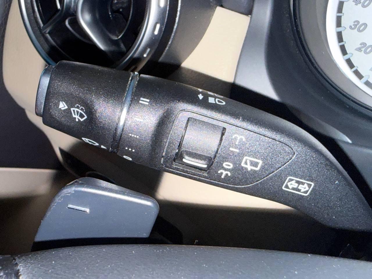 Mercedes-Benz GLA-Class GLA250 4MATIC 2015