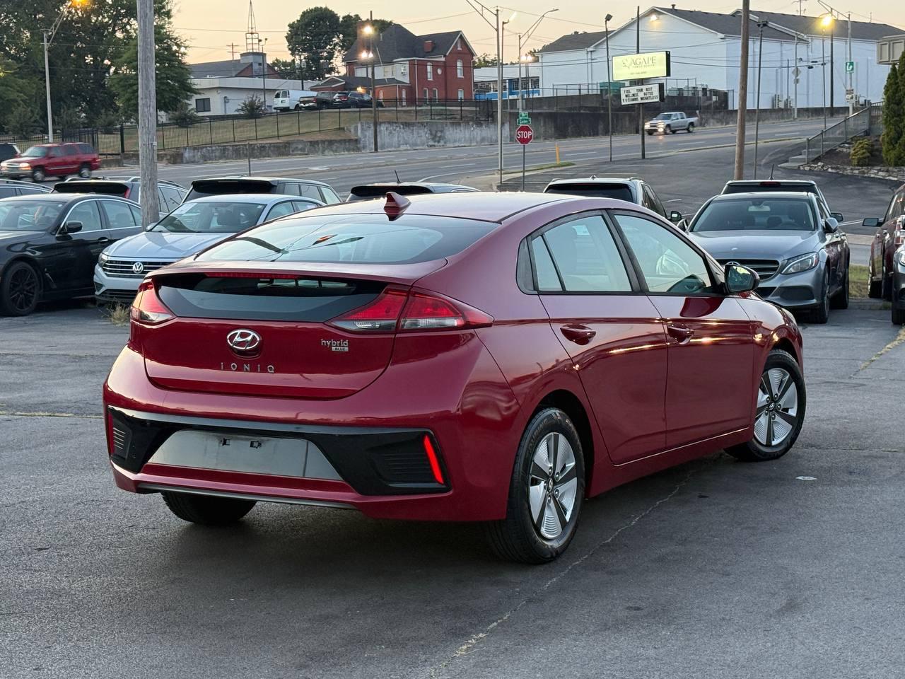 Hyundai Ioniq Hybrid Blue 2019