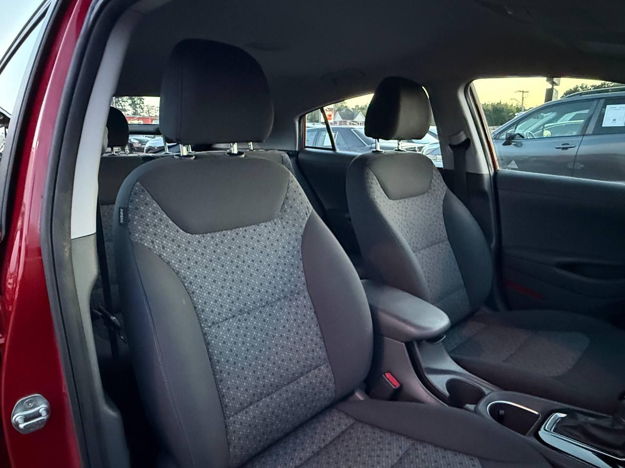 Hyundai Ioniq Hybrid Blue 2019