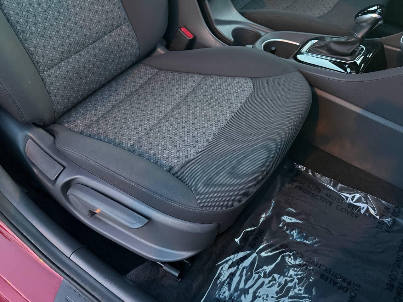 Hyundai Ioniq Hybrid Blue 2019