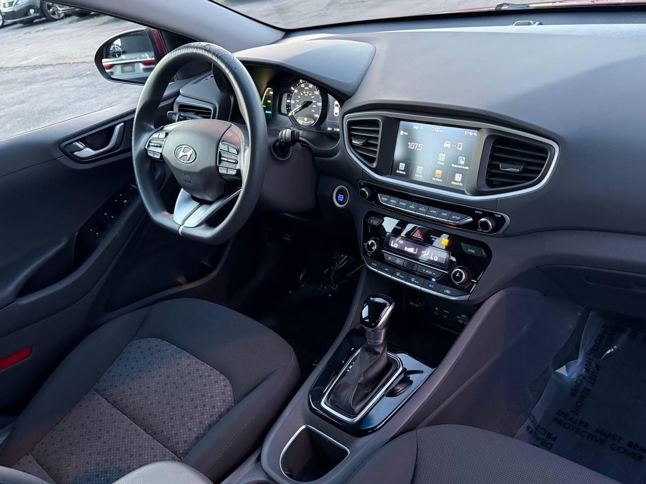Hyundai Ioniq Hybrid Blue 2019
