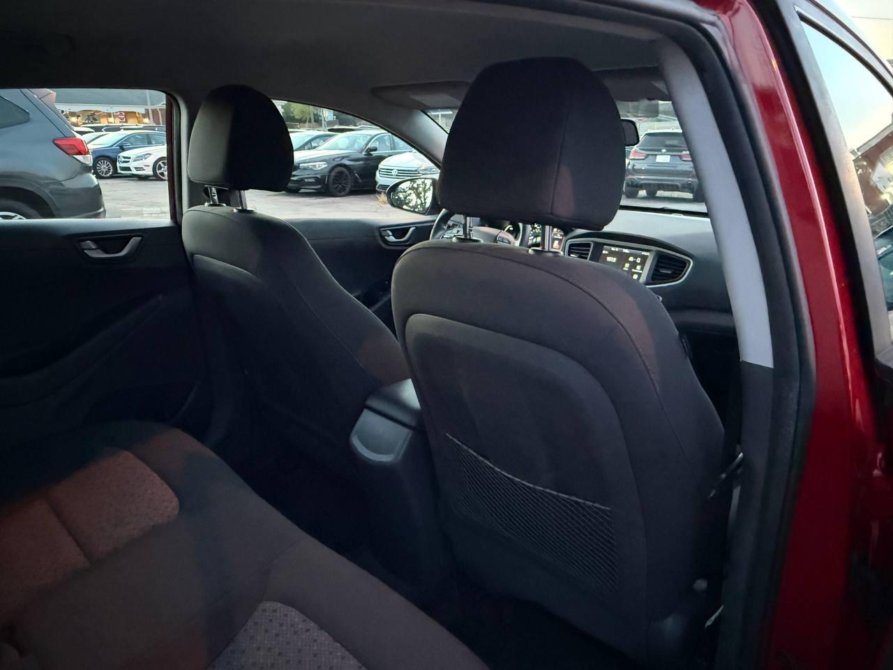 Hyundai Ioniq Hybrid Blue 2019