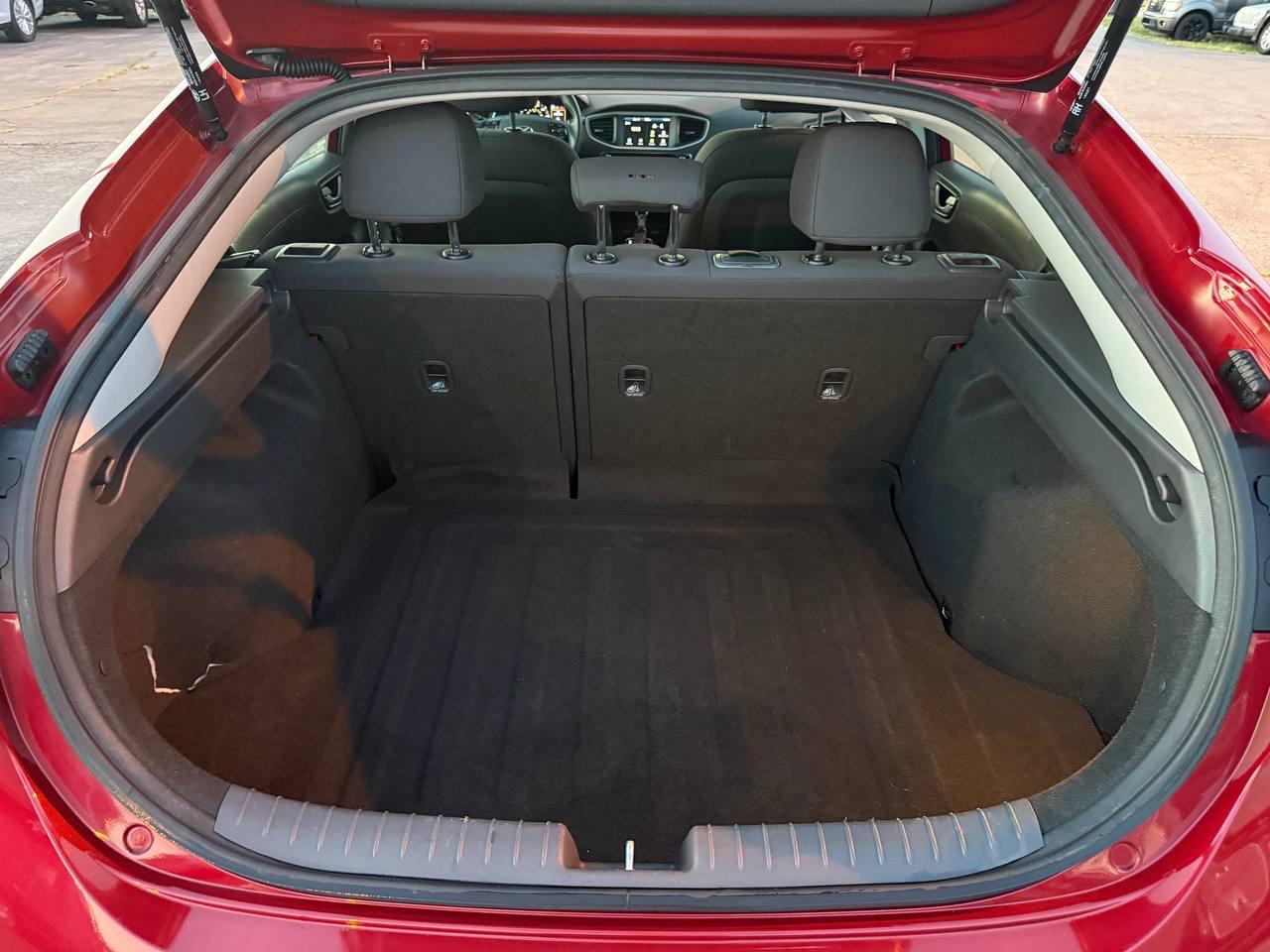 Hyundai Ioniq Hybrid Blue 2019