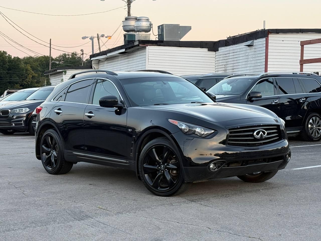 Infiniti QX70 Base 2016