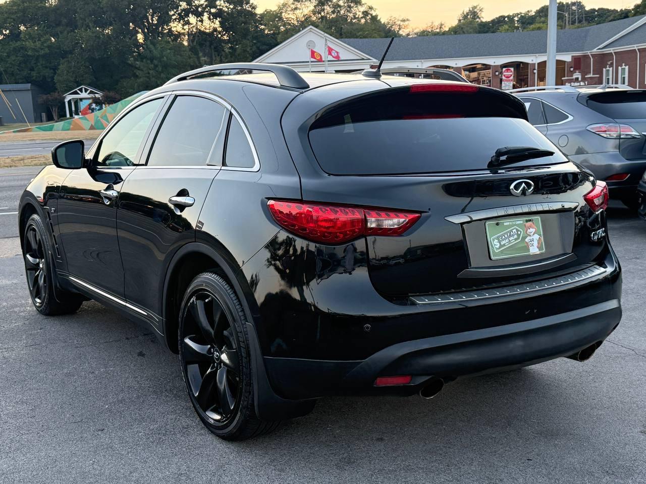 Infiniti QX70 Base 2016