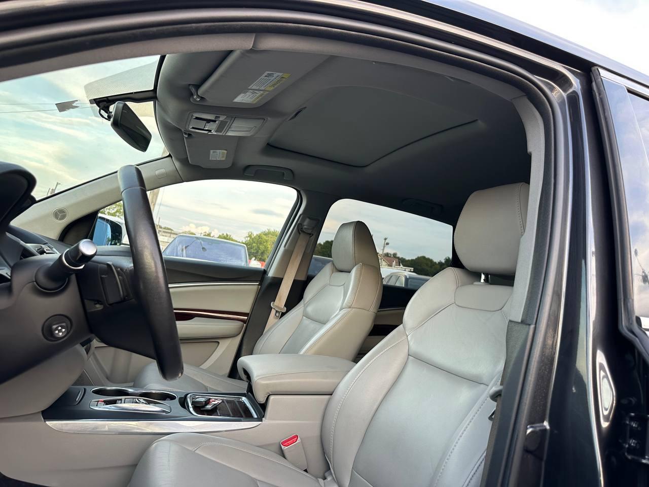 Acura MDX 9-Spd AT 2016