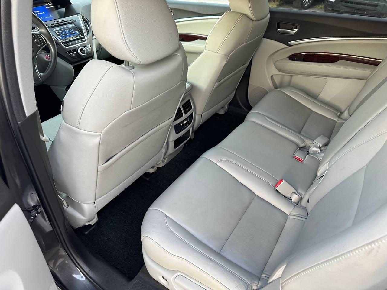 Acura MDX 9-Spd AT 2016