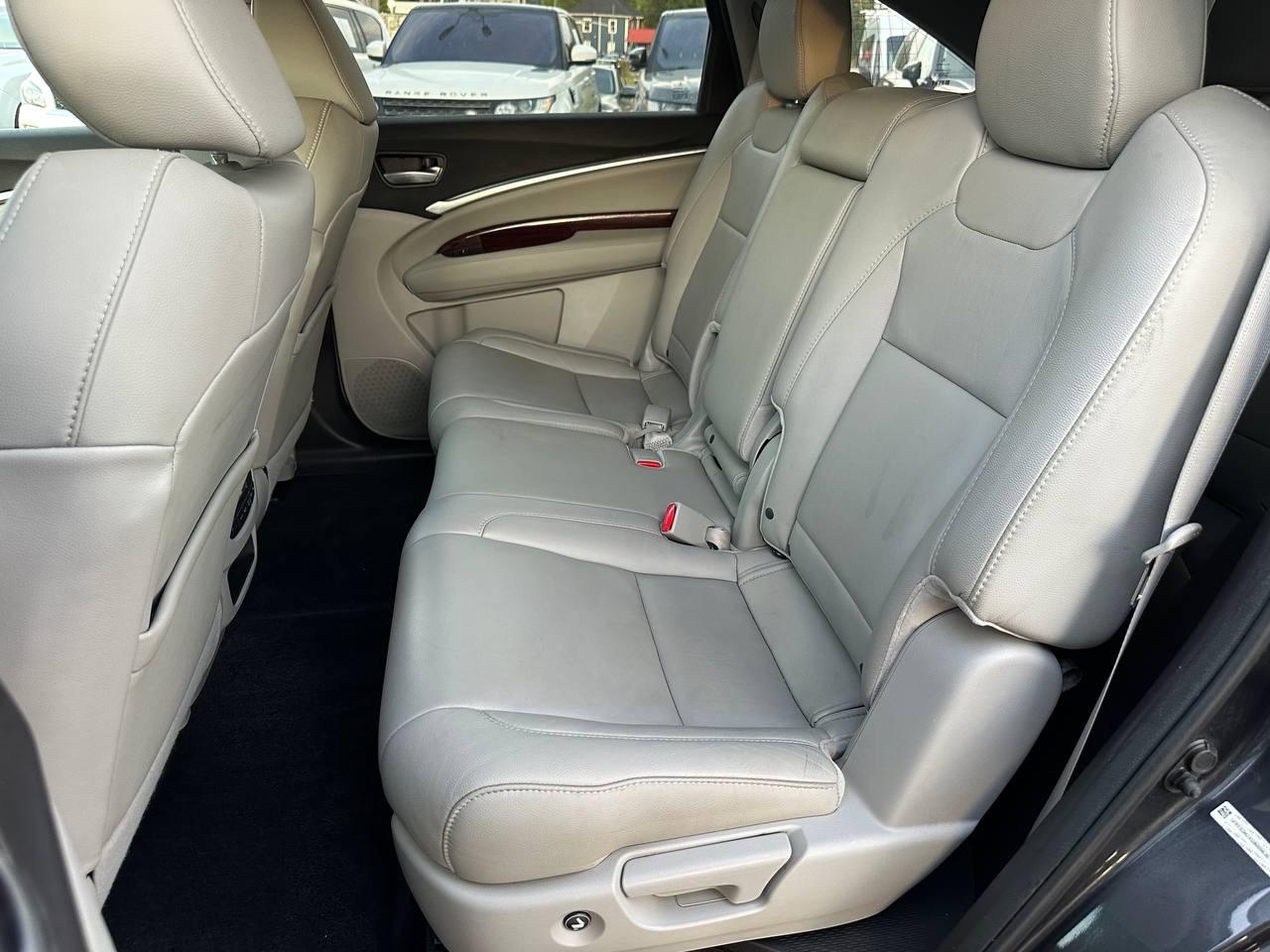 Acura MDX 9-Spd AT 2016