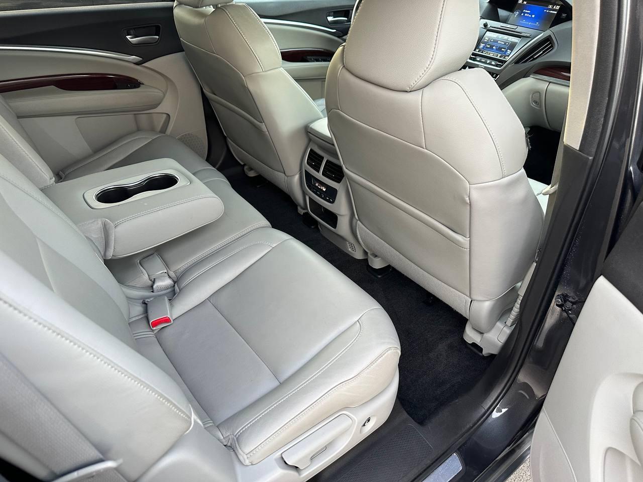 Acura MDX 9-Spd AT 2016
