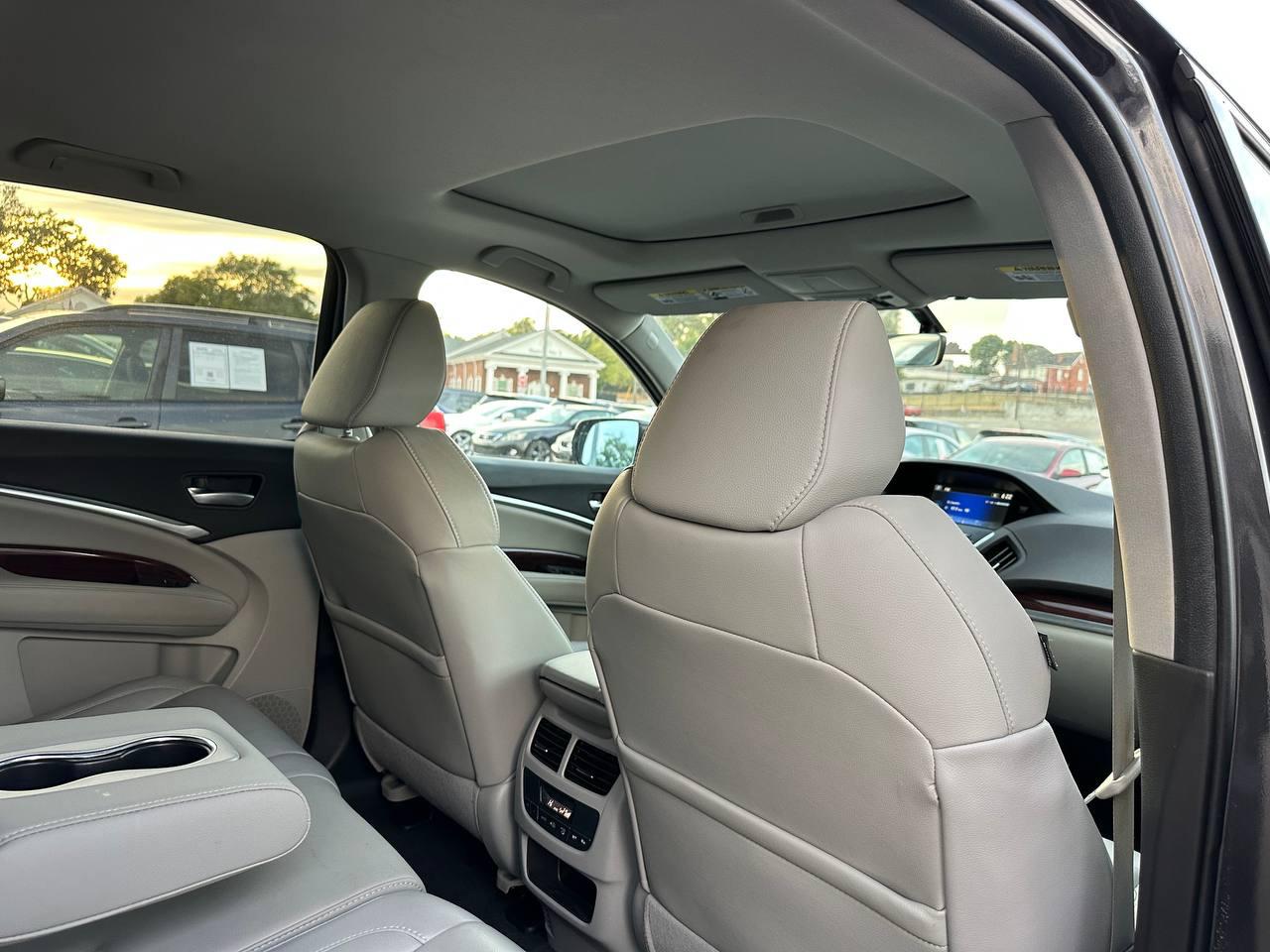 Acura MDX 9-Spd AT 2016