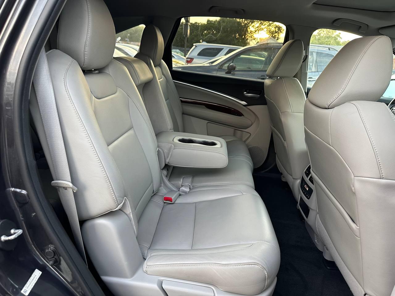 Acura MDX 9-Spd AT 2016