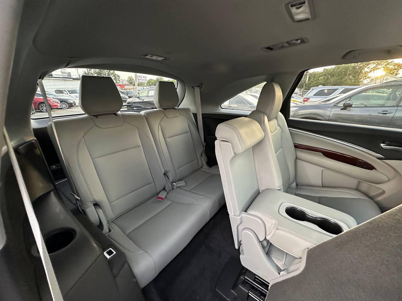 Acura MDX 9-Spd AT 2016