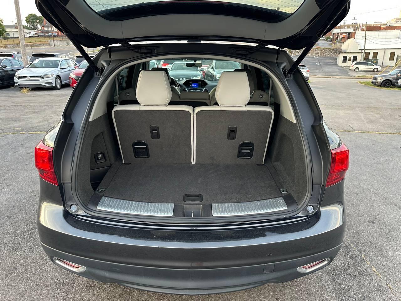 Acura MDX 9-Spd AT 2016
