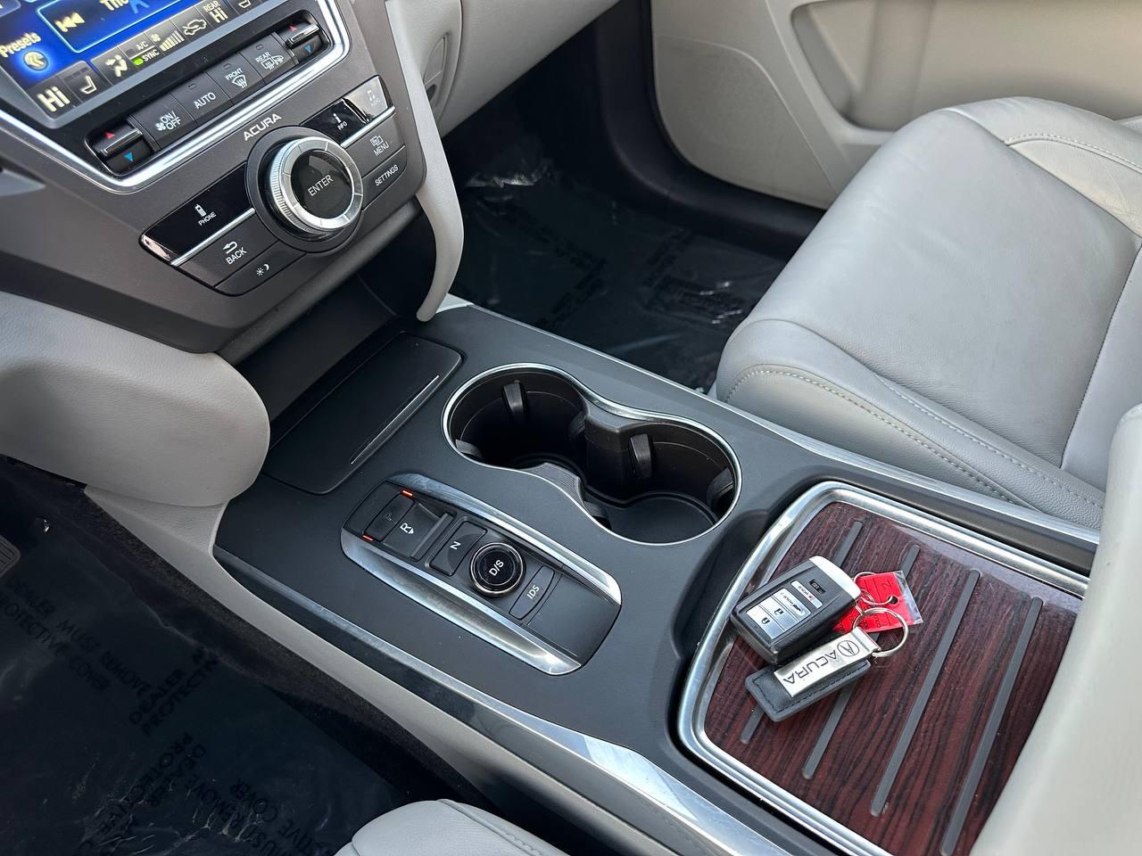 Acura MDX 9-Spd AT 2016
