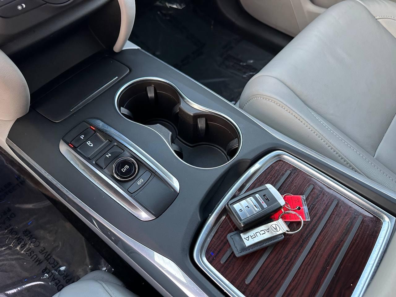 Acura MDX 9-Spd AT 2016