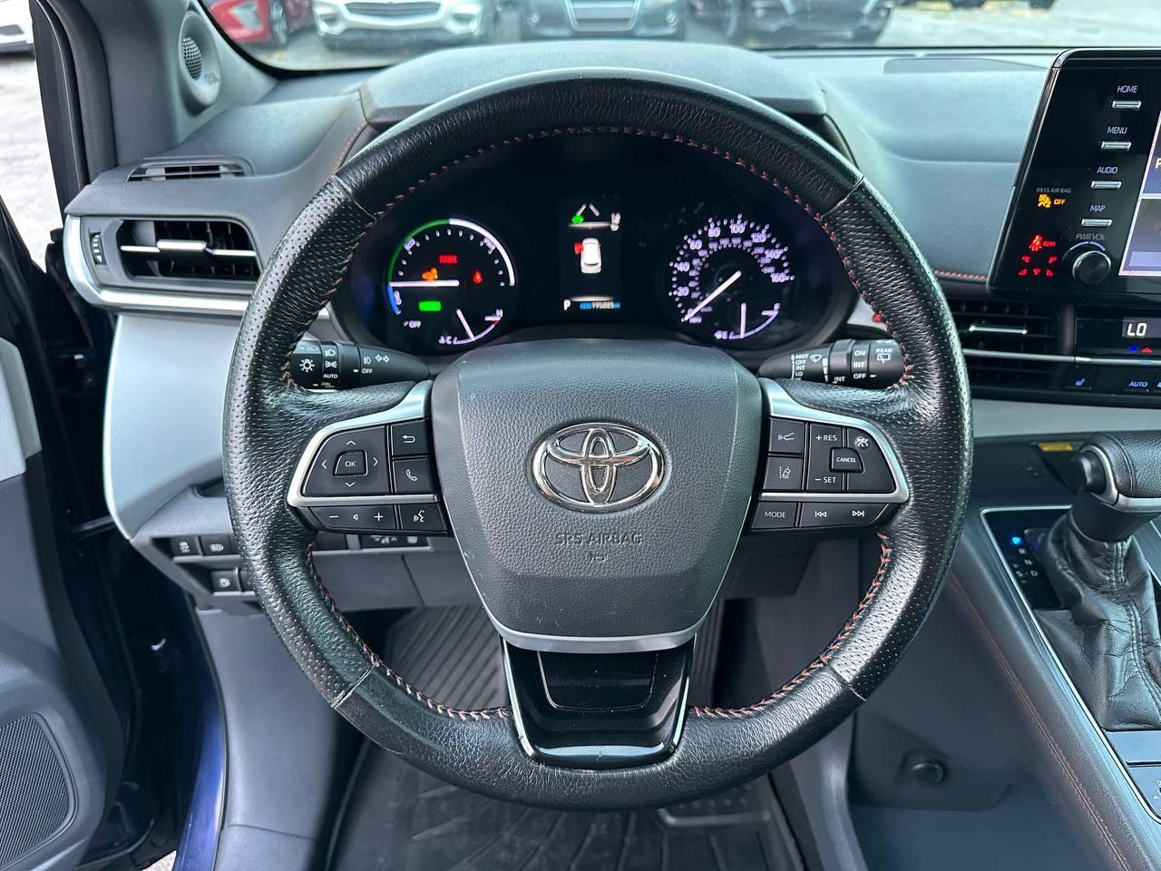 Toyota Sienna XSE 7-Passenger AWD 2021
