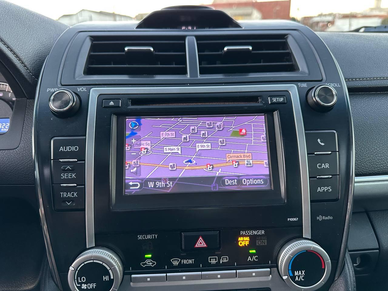 Toyota Camry SE 2012
