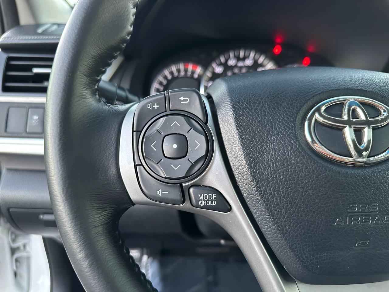 Toyota Camry SE 2012