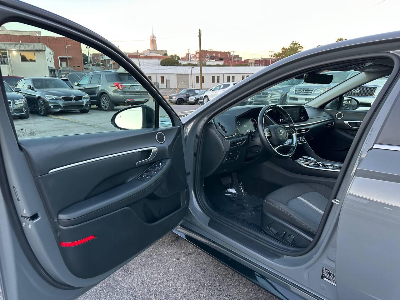 Hyundai Sonata SEL 2021