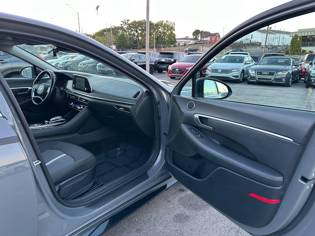 Hyundai Sonata SEL 2021