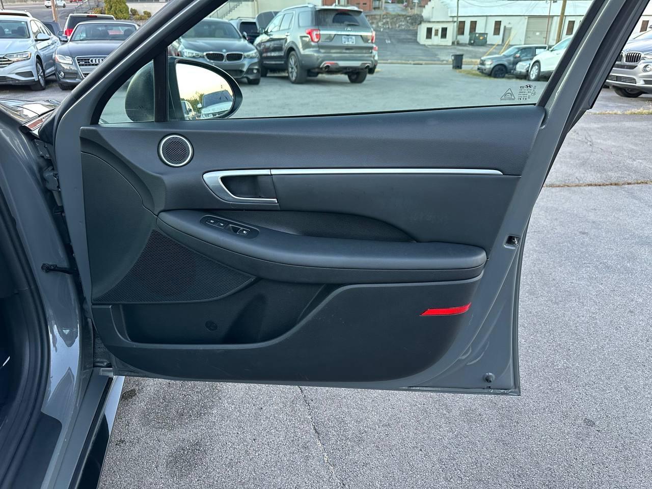 Hyundai Sonata SEL 2021