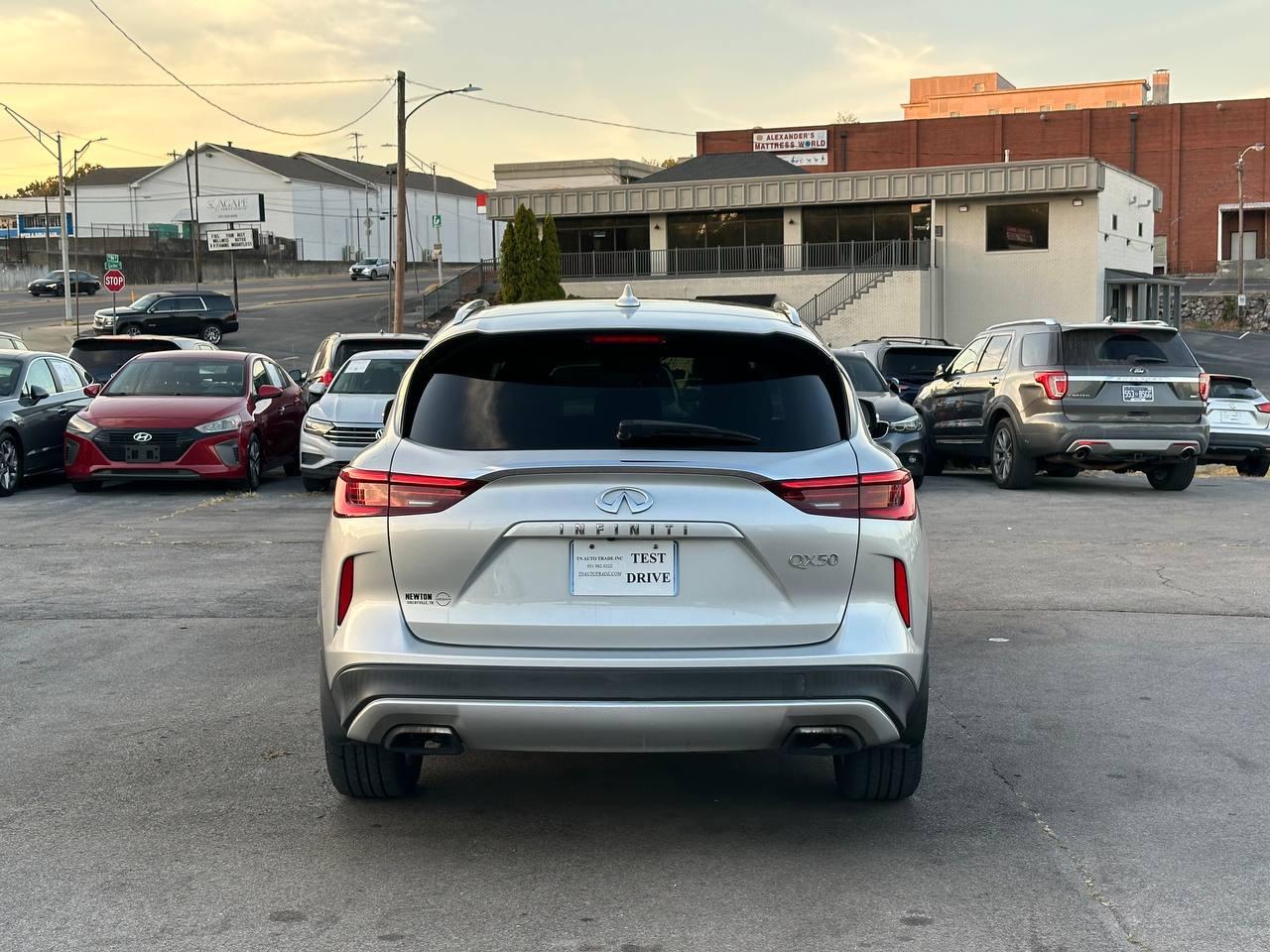 Infiniti QX50 LUXE 2019