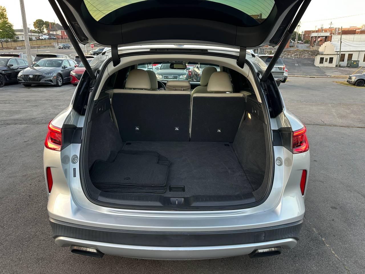 Infiniti QX50 LUXE 2019