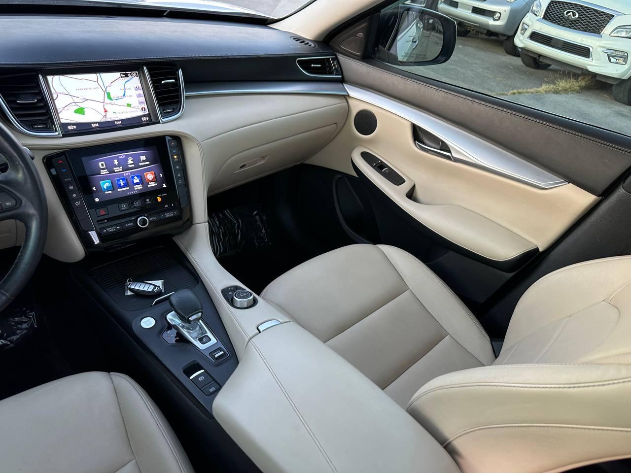 Infiniti QX50 LUXE 2019