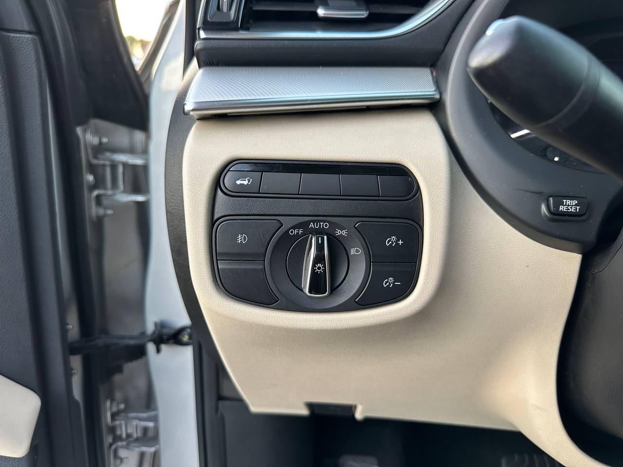 Infiniti QX50 LUXE 2019