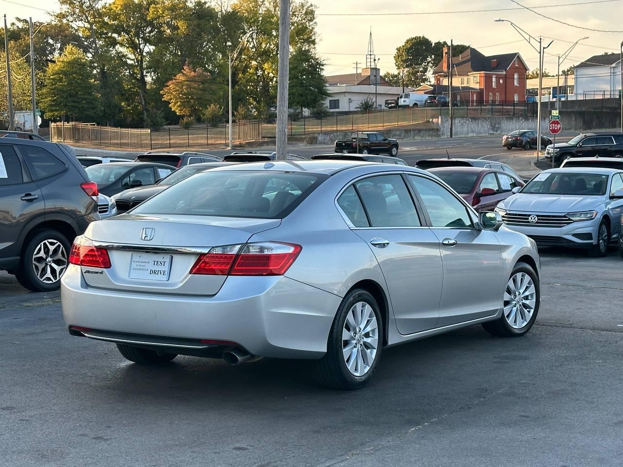 Honda Accord EX-L Sedan CVT 2013