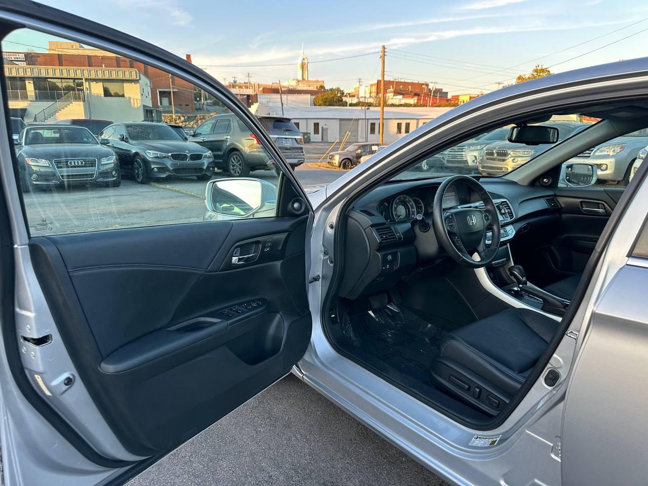 Honda Accord EX-L Sedan CVT 2013