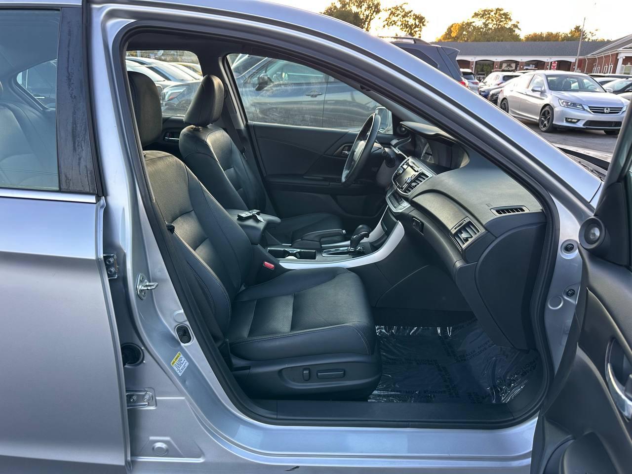 Honda Accord EX-L Sedan CVT 2013