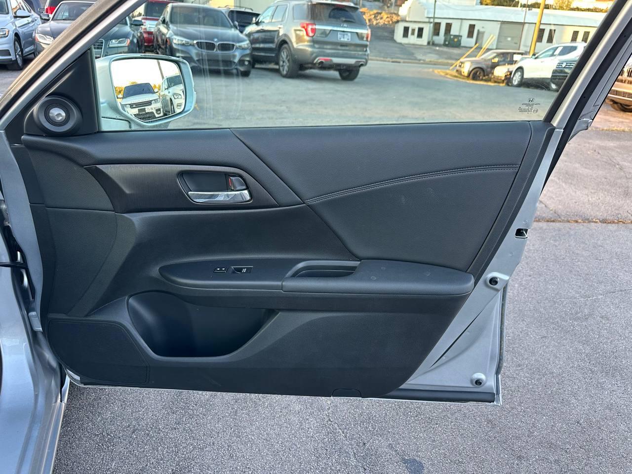 Honda Accord EX-L Sedan CVT 2013