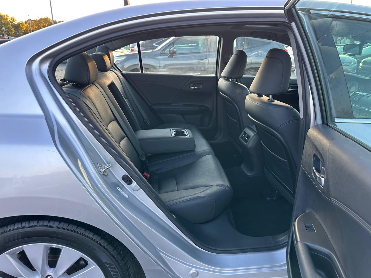 Honda Accord EX-L Sedan CVT 2013