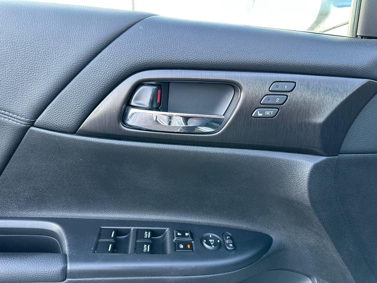Honda Accord EX-L Sedan CVT 2013