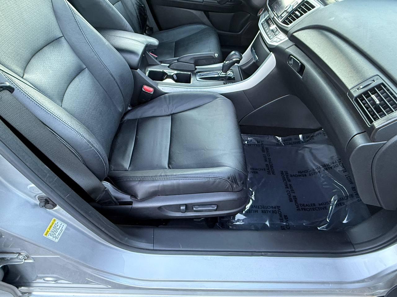 Honda Accord photo 23