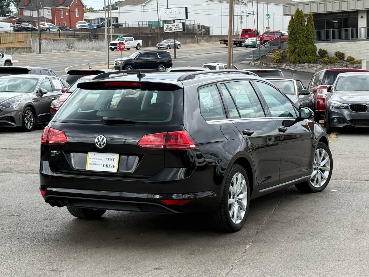 Volkswagen Jetta SportWagen SE 2016