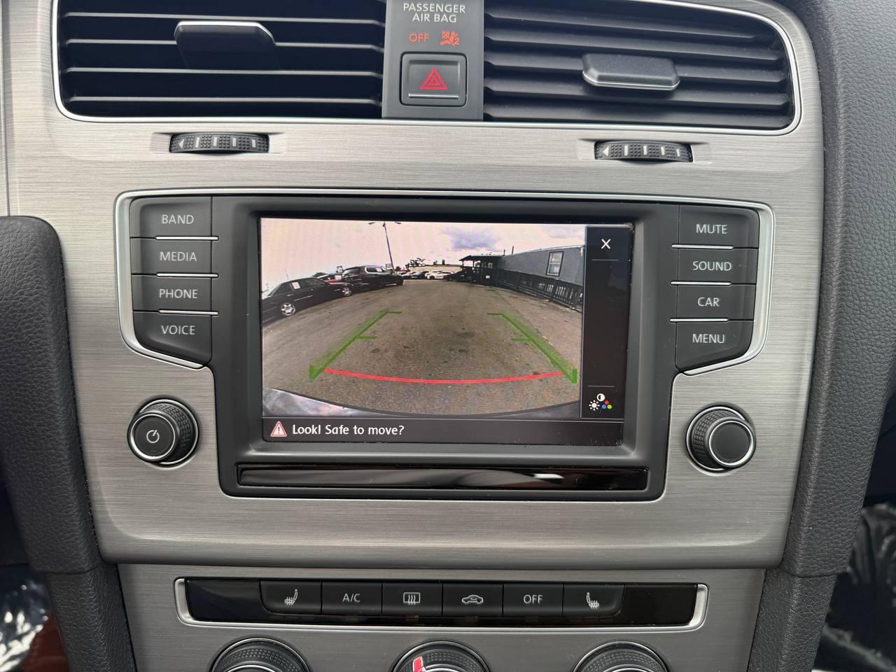 Volkswagen Jetta SportWagen SE 2016