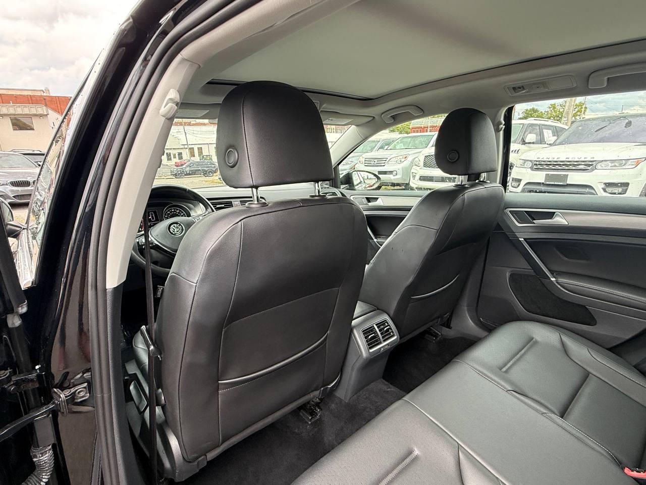 Volkswagen Jetta SportWagen SE 2016