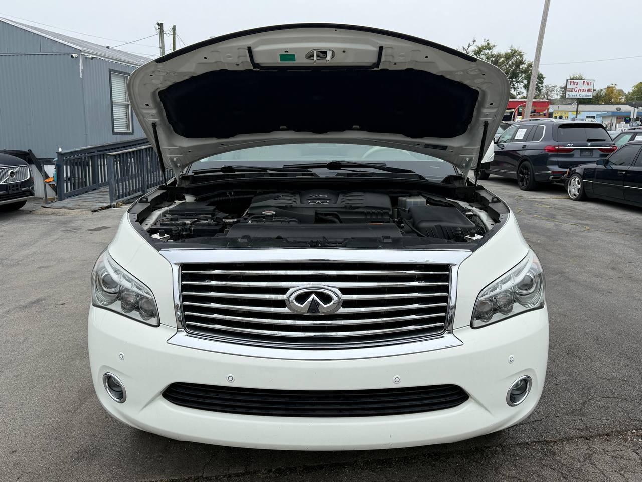 Infiniti QX80 2WD 2014