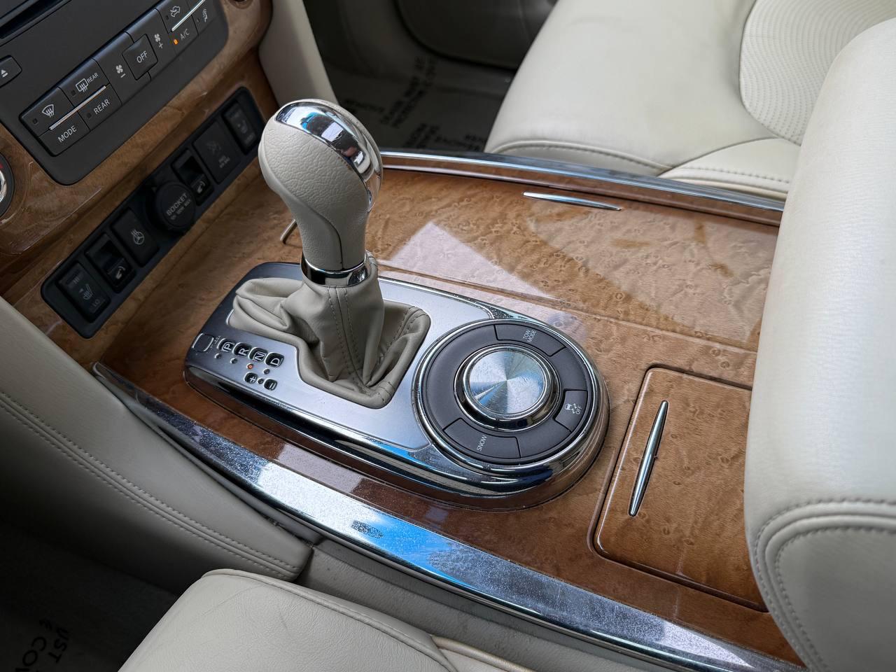 Infiniti QX80 2WD 2014