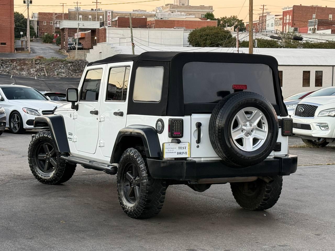 Jeep Wrangler Unlimited Sport 4WD 2014