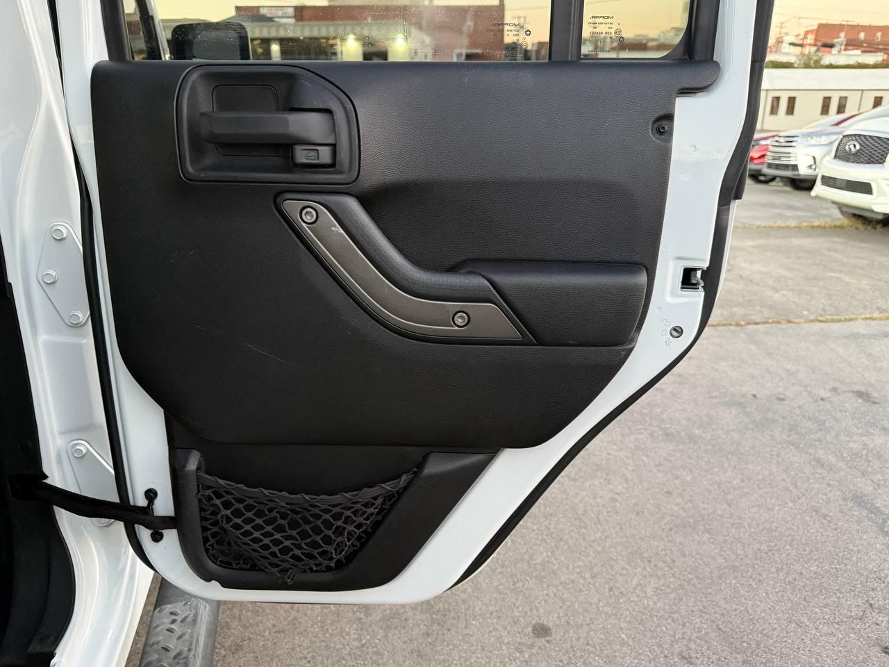 Jeep Wrangler Unlimited Sport 4WD 2014