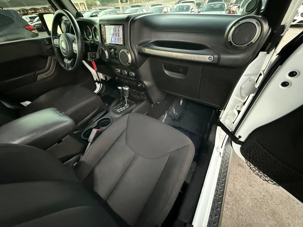 Jeep Wrangler Unlimited Sport 4WD 2014