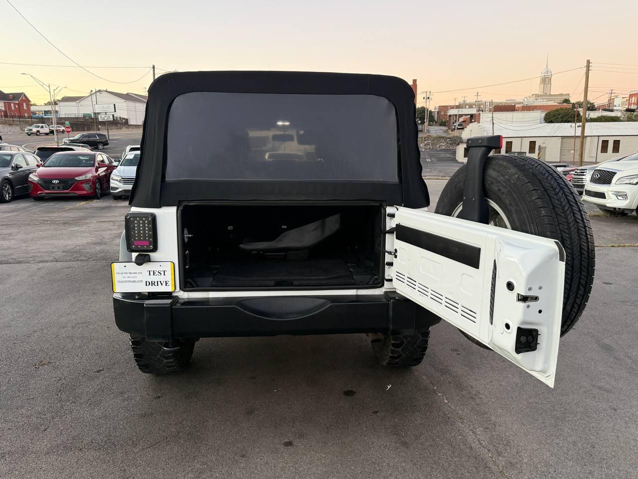 Jeep Wrangler Unlimited Sport 4WD 2014