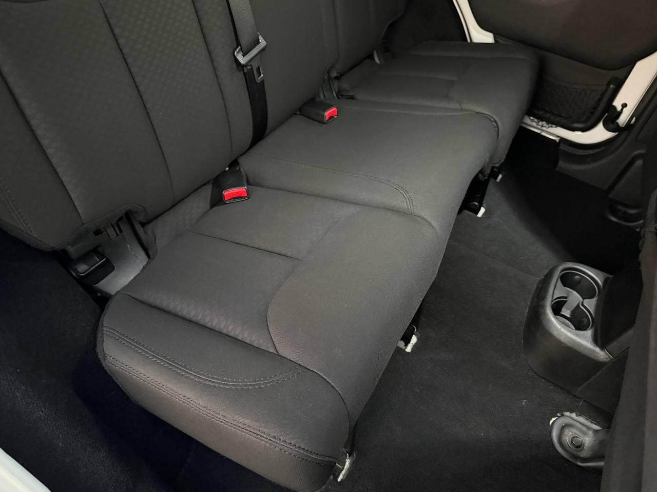 Jeep Wrangler Unlimited Sport 4WD 2014