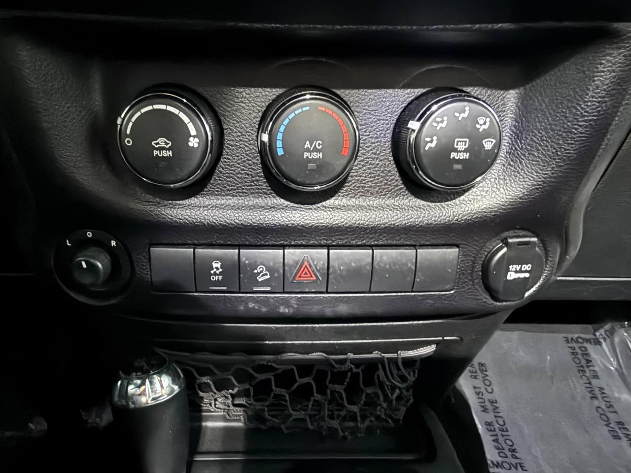 Jeep Wrangler Unlimited Sport 4WD 2014